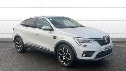 White Used 2022 Renault Arkana Version S SUV | £14,014 (Fair price)