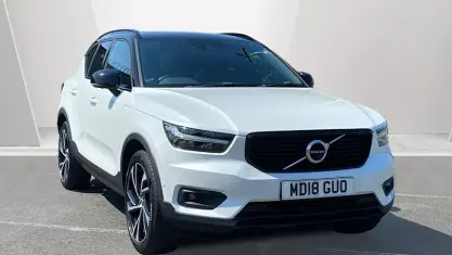 Used Volvo XC40 190 HP (139 kW) 2018 White SUV
