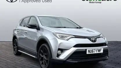 Used Toyota RAV4 143 HP (105 kW) 2016 Silver SUV