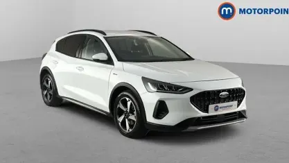 Used Ford Focus Active 155 HP (114 kW) 2023 White Hatchback