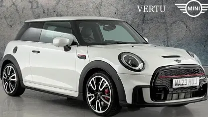 Used Mini John Cooper Works Hatch 231 HP (169 kW) 2023 White Hatchback