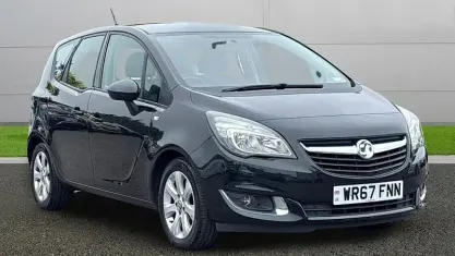 Used Vauxhall Meriva 101 HP (74 kW) 2017 Black MPV