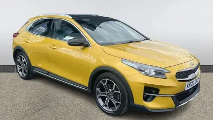 Used Kia XCeed First Edition 140 HP (102 kW) 2020 Yellow SUV