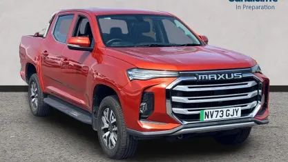 Used Maxus T90 130 kW (177 HP) 2022 Metallic  orange Pickup