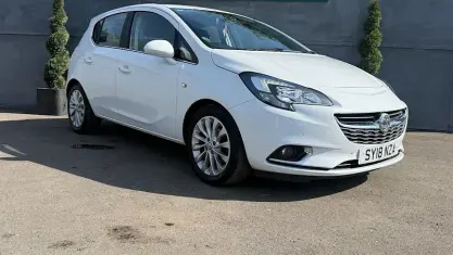 Used Vauxhall Corsa 90 HP (66 kW) 2018 White Hatchback
