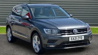 Usado VW Tiguan Match 150 HP (110 kW) 2020 Cinzento SUV