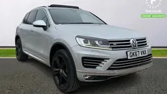 Used 2017 VW Touareg R-line Plus SUV | £20,799 (Fair price)