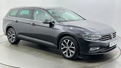 Used VW Passat SEL 150 HP (110 kW) 2022 Grey Estate