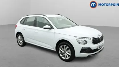 Käytetty Skoda Kamiq SE 95 HP (69 kW) 2025 Valkoinen Katumaasturi