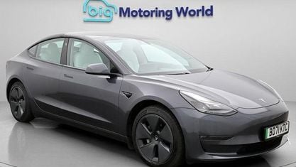 Używany Tesla Model 3 Long Range AWD 258 kW (351 KM) 2023 Sedan/Limuzyna