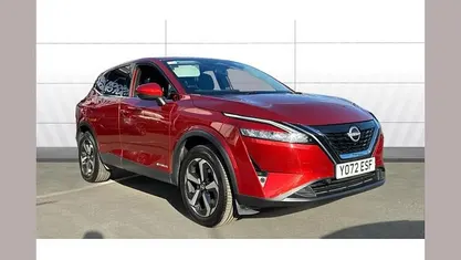 Used Nissan Qashqai N-Connecta 190 HP (139 kW) 2023 Red SUV