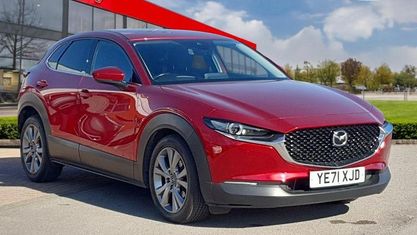 Używany Mazda CX-30 Inclusive 122 KM (89 kW) 2022 Czerwony SUV