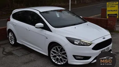 Used Ford Focus ST-Line 140 HP (102 kW) 2017 White Hatchback