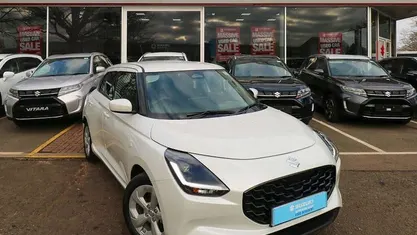 Used Suzuki Swift 82 HP (60 kW) 2024 White Hatchback