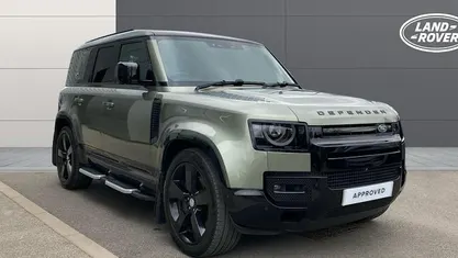 Used Land Rover Defender First Edition 250 HP (183 kW) 2021 SUV
