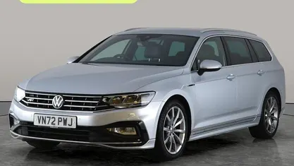 Used VW Passat R-line 150 HP (110 kW) 2023 Estate