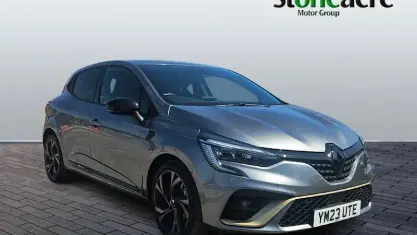 Used Renault Clio Engineered 145 HP (106 kW) 2023 Grey Hatchback