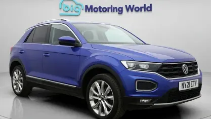 Begagnad VW T-Roc SEL 150 HK (110 kW) 2021 Blå SUV