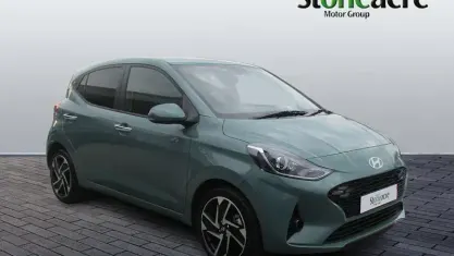New Hyundai i10 Advanced 67 HP (49 kW) 2025 Green Hatchback