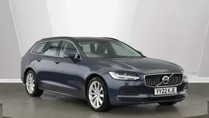 Used Volvo V90 Momentum 197 HP (144 kW) 2021 Blue Estate
