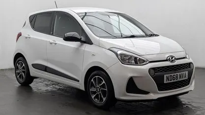White Used 2018 Hyundai i10 GO! Hatchback | £7,850 (Fair price)