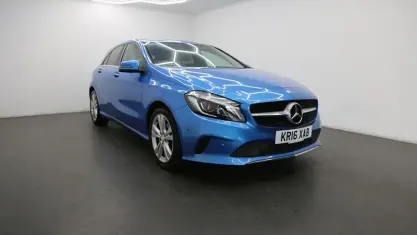 Used Mercedes A200 Premium 136 HP (100 kW) 2016 Blue Hatchback