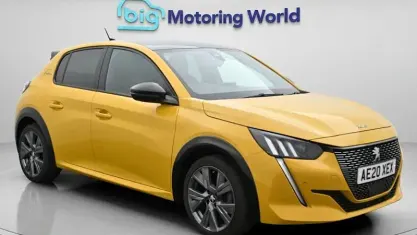 Used Peugeot 208 GT-line 131 HP (96 kW) 2020 Yellow Hatchback
