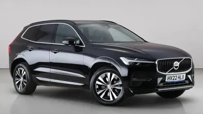 Used Volvo XC60 Momentum 250 HP (183 kW) 2021 Black SUV