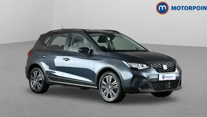 Used Seat Arona SE Technology 110 HP (80 kW) 2023 Grey SUV
