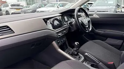 Usado VW Polo Beats 95 HP (69 kW) 2020 Prateado Citadino