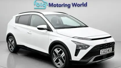 Begagnad Hyundai Bayon Premium 120 HK (88 kW) 2023 Vit SUV