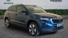 Petrol blue metallic Used 2022 Skoda Karoq SE Drive SUV | £15,594 (Fair price)
