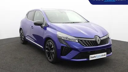Used Renault Clio V Techno 143 HP (105 kW) 2024 Hatchback