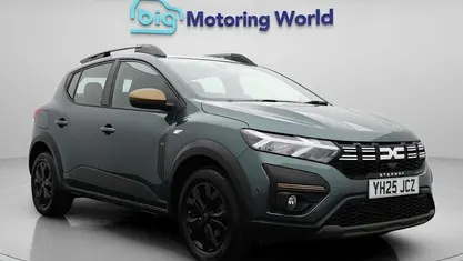 Used 2025 Dacia Sandero Extreme Hatchback | £15,600 (Fair price)