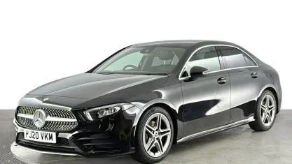 Begagnad Mercedes A200 AMG line 163 HK (119 kW) 2020 Svart Sedan
