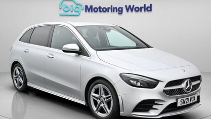 Usado Mercedes B200 AMG line 163 HP (119 kW) 2021 Prateado Monovolume