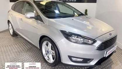 Used Ford Focus Zetec 125 HP (91 kW) 2017 Silver Hatchback