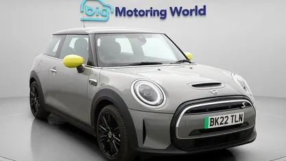 Used 2023 Mini Cooper Level 2 Hatchback | £14,300 (Fair price)