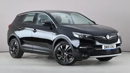 Used Vauxhall Grandland X Sport 131 HP (96 kW) 2019 Black SUV