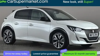 Used Peugeot 208 GT 102 HP (75 kW) 2022 White Hatchback