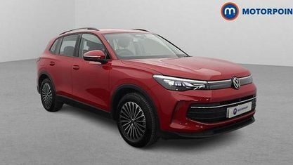 Used VW Tiguan Life 150 HP (110 kW) 2024 Red SUV