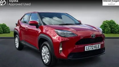 Used Toyota Yaris Cross 116 HP (85 kW) 2022 Red SUV