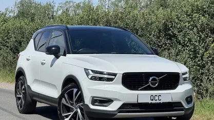 Used Volvo XC40 R-Design Pro 190 HP (139 kW) 2019 Crystal whte SUV