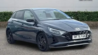 Used Hyundai i20 Blackline 90 HP (66 kW) 2025 Grey Hatchback