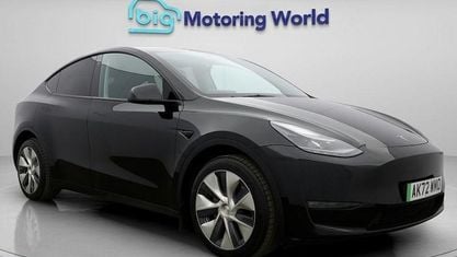 Używany Tesla Model Y Long Range AWD 286 kW (389 KM) 2025 SUV