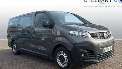 Used Vauxhall Vivaro 100 kW (136 HP) 2023 Grey MPV