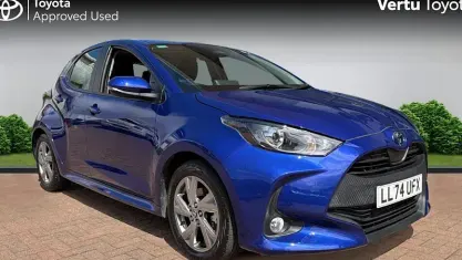 Second-hand Toyota Yaris Hybrid 116 CP (85 kW) 2026 Hatchback