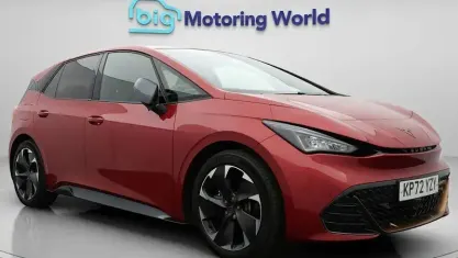 Begagnad Cupra Born 150 kW (204 HK) 2024 Halvkombi