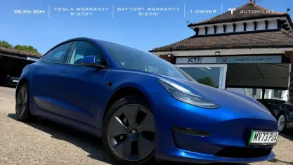 Used Tesla Model 3 Long Range RWD 366 kW (498 HP) 2023 Blue Sedan