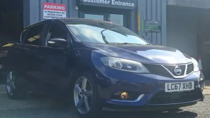 Used Nissan Pulsar N-Connecta 116 HP (85 kW) 2017 Blue Hatchback